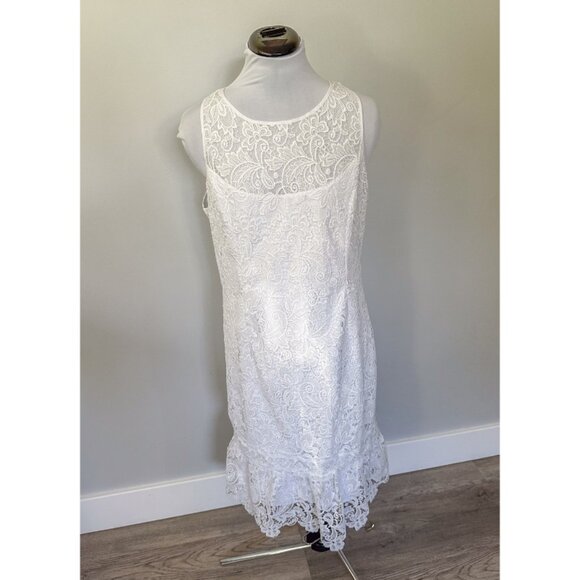 WHBM Sleeveless White Floral Lace Flounce-Hem Shift Dress - Picture 5 of 12